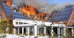 TZB-info - Představuje fotovoltaika při požáru vážné riziko pro hasiče?
