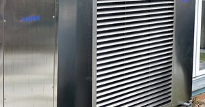 TZB-info - Jaké tepelné čerpadlo vybrat, když rozhoduje hluk? 2. Část - Tepelné čerpadlo může být 74× tišší